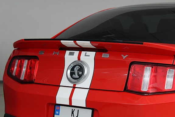 Ford Mustang 10 of 30