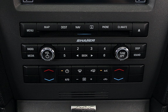 Ford Mustang 26 of 30