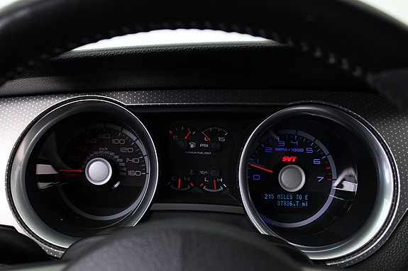 Ford Mustang 17 of 30