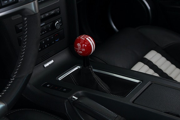 Ford Mustang 18 of 30