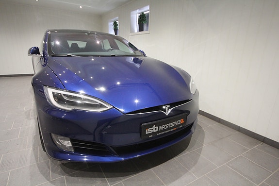 Tesla Model S 3 of 30