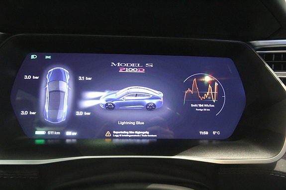 Tesla Model S 21 of 30