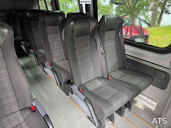 Mercedes-Benz Sprinter 516 Minibuss – 17 seter 18 of 30