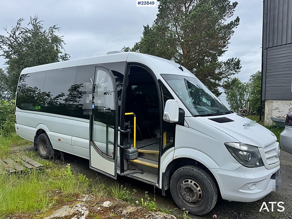 Mercedes-Benz Sprinter 516 Minibuss – 17 seter 2 of 30