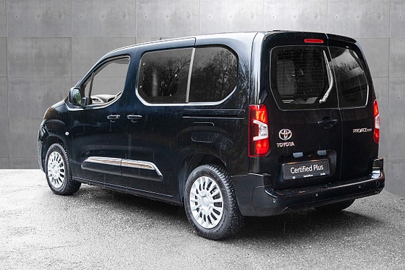 Toyota Proace City 2 of 16