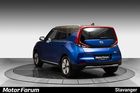 Kia e-Soul 2 of 24