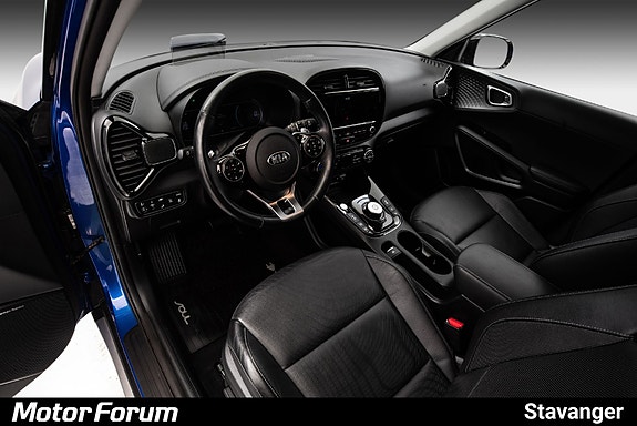 Kia e-Soul 16 of 24