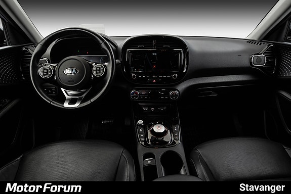 Kia e-Soul 18 of 24