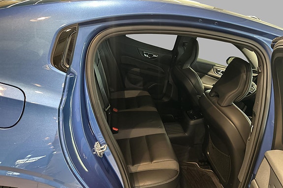 Volvo S60 17 of 20