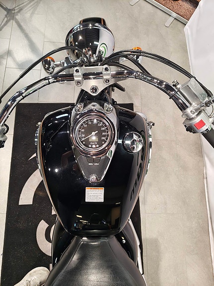 Suzuki VL 800 Intruder - VELHOLDT - LAV KM - GOD HISTORIKK - GARANTI 11 of 12