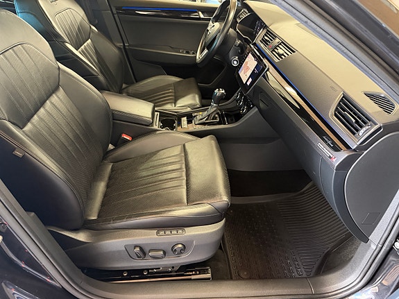 Skoda Superb 10 of 30