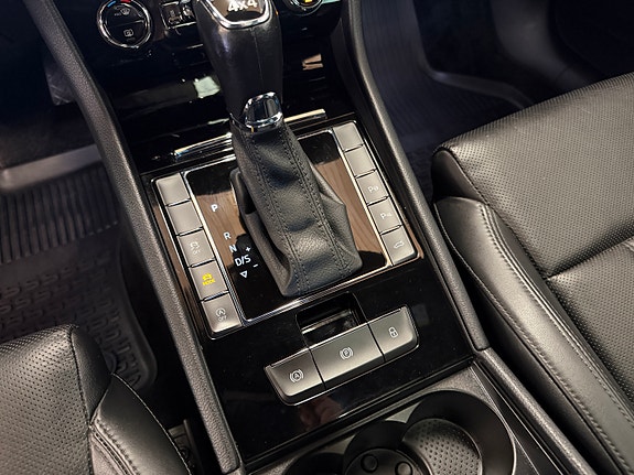 Skoda Superb 23 of 30