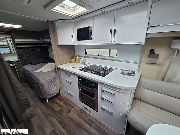 KABE IMPERIAL 740 TDL  KS 15 of 30
