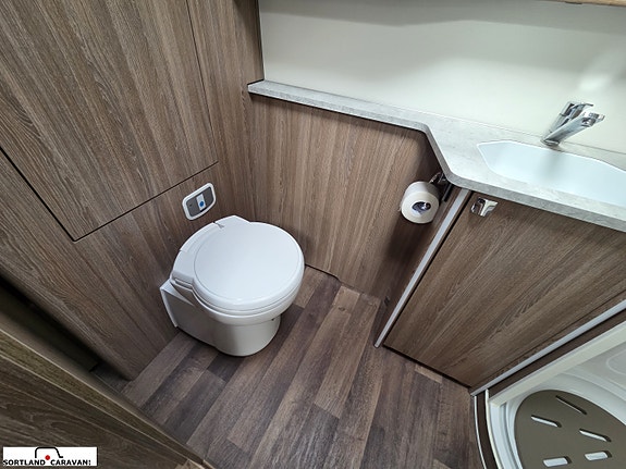 KABE IMPERIAL 740 TDL  KS 27 of 30