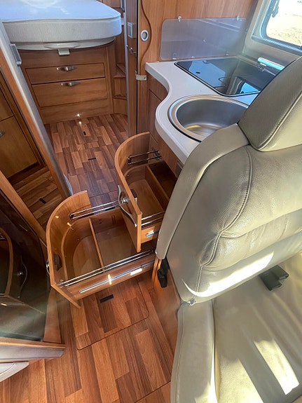 Hymer B 690 Starline HØSTKAMPANJE / Bakhjulsdrift /  / Solcelle / Alde 22 of 30