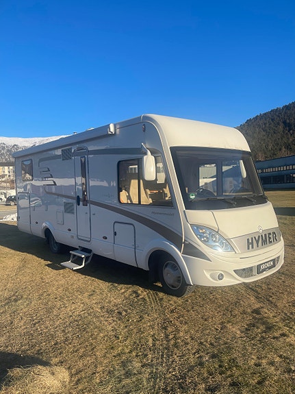 Hymer B 690 Starline HØSTKAMPANJE / Bakhjulsdrift /  / Solcelle / Alde 2 of 30