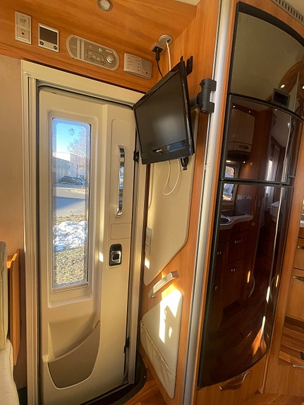 Hymer B 690 Starline HØSTKAMPANJE / Bakhjulsdrift /  / Solcelle / Alde 15 of 30