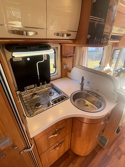 Hymer B 690 Starline HØSTKAMPANJE / Bakhjulsdrift /  / Solcelle / Alde 17 of 30
