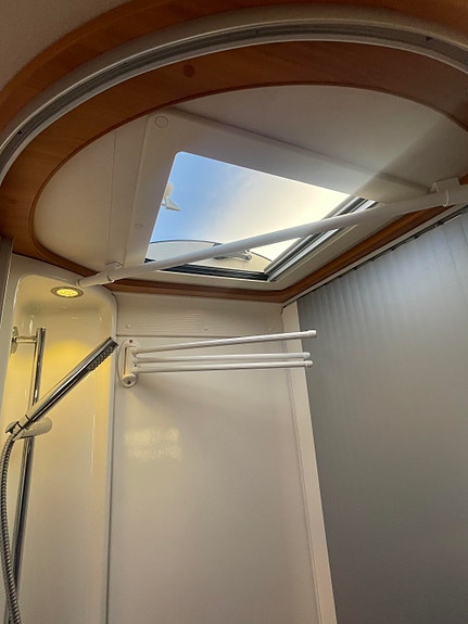Hymer B 690 Starline HØSTKAMPANJE / Bakhjulsdrift /  / Solcelle / Alde 30 of 30
