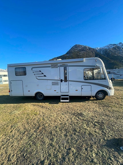 Hymer B 690 Starline HØSTKAMPANJE / Bakhjulsdrift /  / Solcelle / Alde 4 of 30