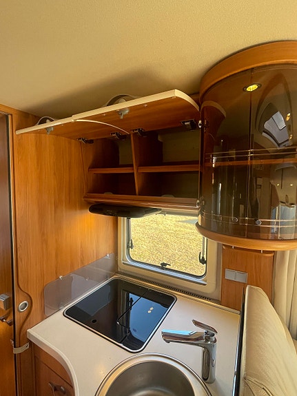 Hymer B 690 Starline HØSTKAMPANJE / Bakhjulsdrift /  / Solcelle / Alde 20 of 30