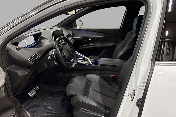 Peugeot 3008 9 of 21