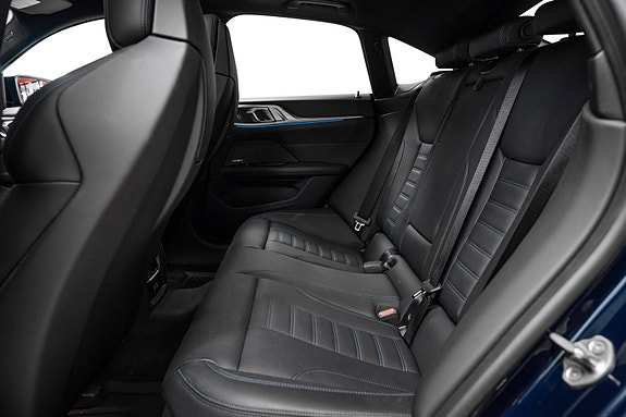 BMW i4 18 of 26