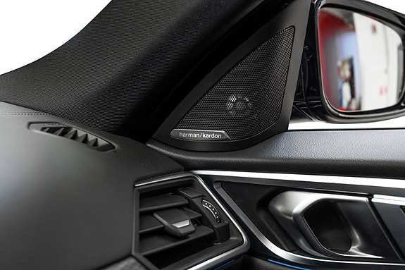 BMW i4 17 of 26