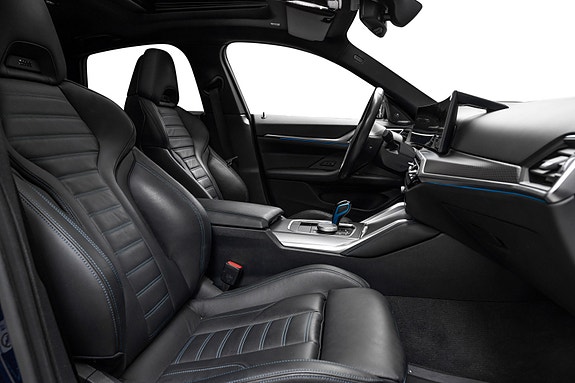 BMW i4 24 of 26