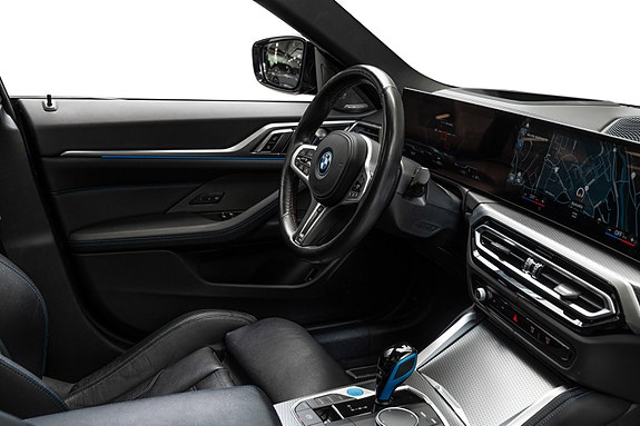 BMW i4 25 of 26