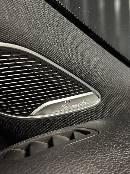 Mercedes-Benz A250 e 14 of 30