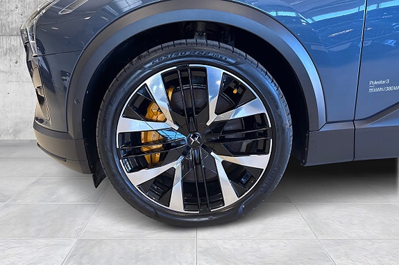 Polestar 3 9 of 23