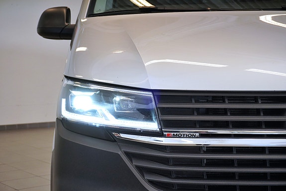 Volkswagen Transporter 3 of 30