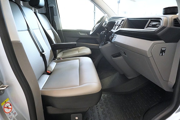 Volkswagen Transporter 21 of 30