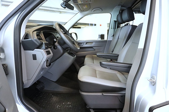 Volkswagen Transporter 9 of 30