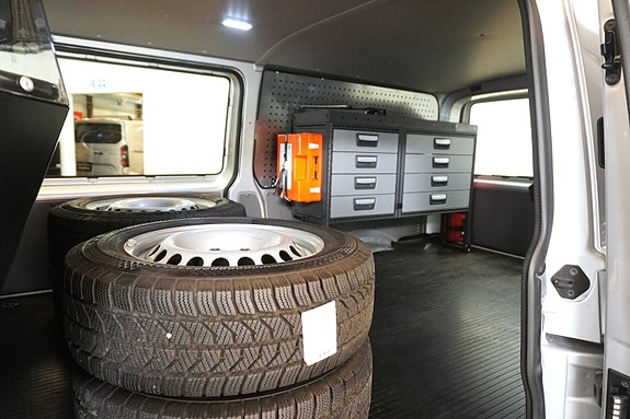 Volkswagen Transporter 27 of 30