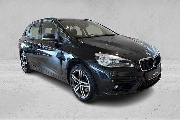 BMW 225xe 7 of 20