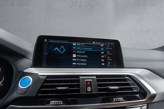 BMW iX3 28 of 30