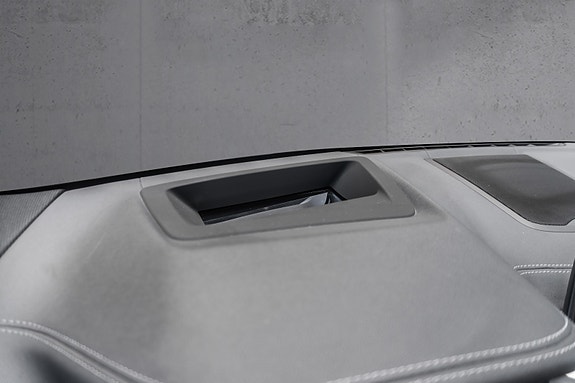 BMW iX3 25 of 30