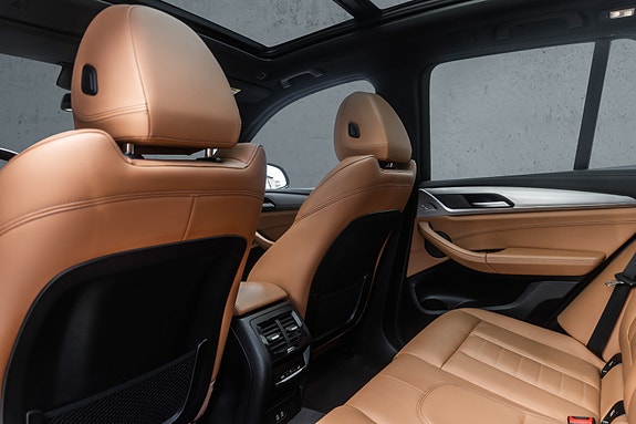 BMW iX3 15 of 30