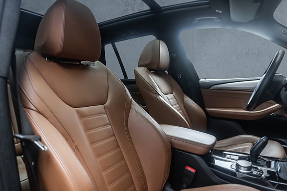BMW iX3 18 of 30