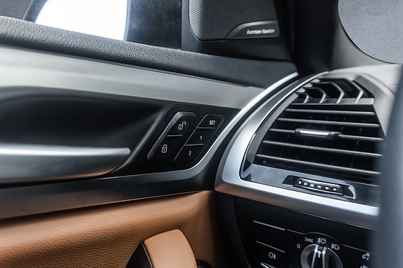 BMW iX3 30 of 30