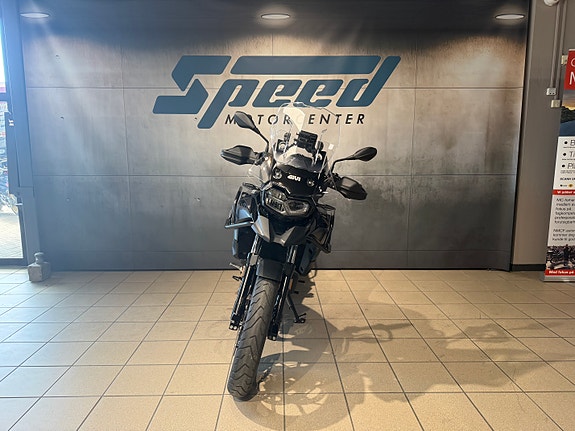 BMW F 800 GS 3 of 16
