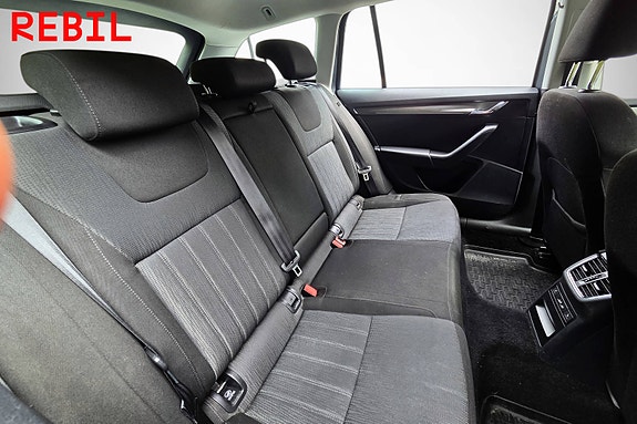 Skoda Octavia 10 of 21