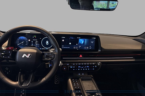 Hyundai Ioniq 6 12 of 30