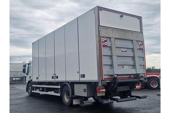 Volvo FE320 4x2 med sideåpning 3 of 9