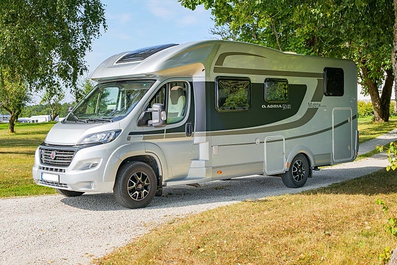 Adria MATRIX M 670SL | 5 PERS | HENGERFESTE | LUFTFJÆRING BAK 5 of 30