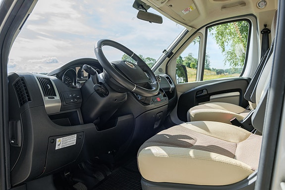 Adria MATRIX M 670SL | 5 PERS | HENGERFESTE | LUFTFJÆRING BAK 21 of 30