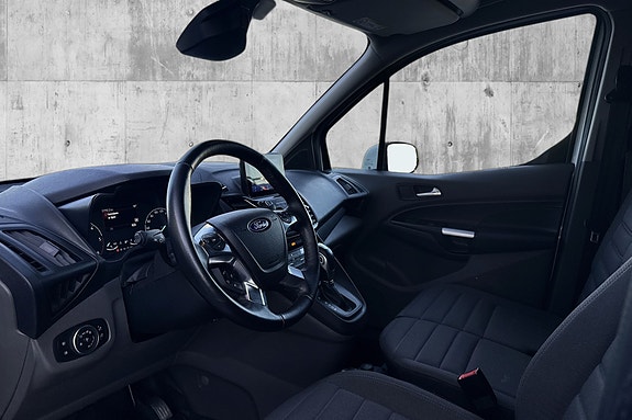 Ford Transit Connect 13 of 19