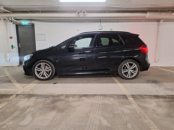 BMW 220d 5 of 16